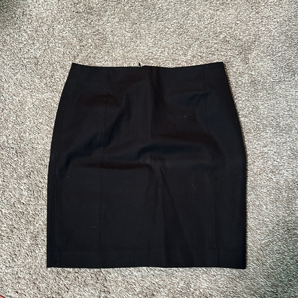 Size 8 Banana Republic Black Pencil skirt NVW